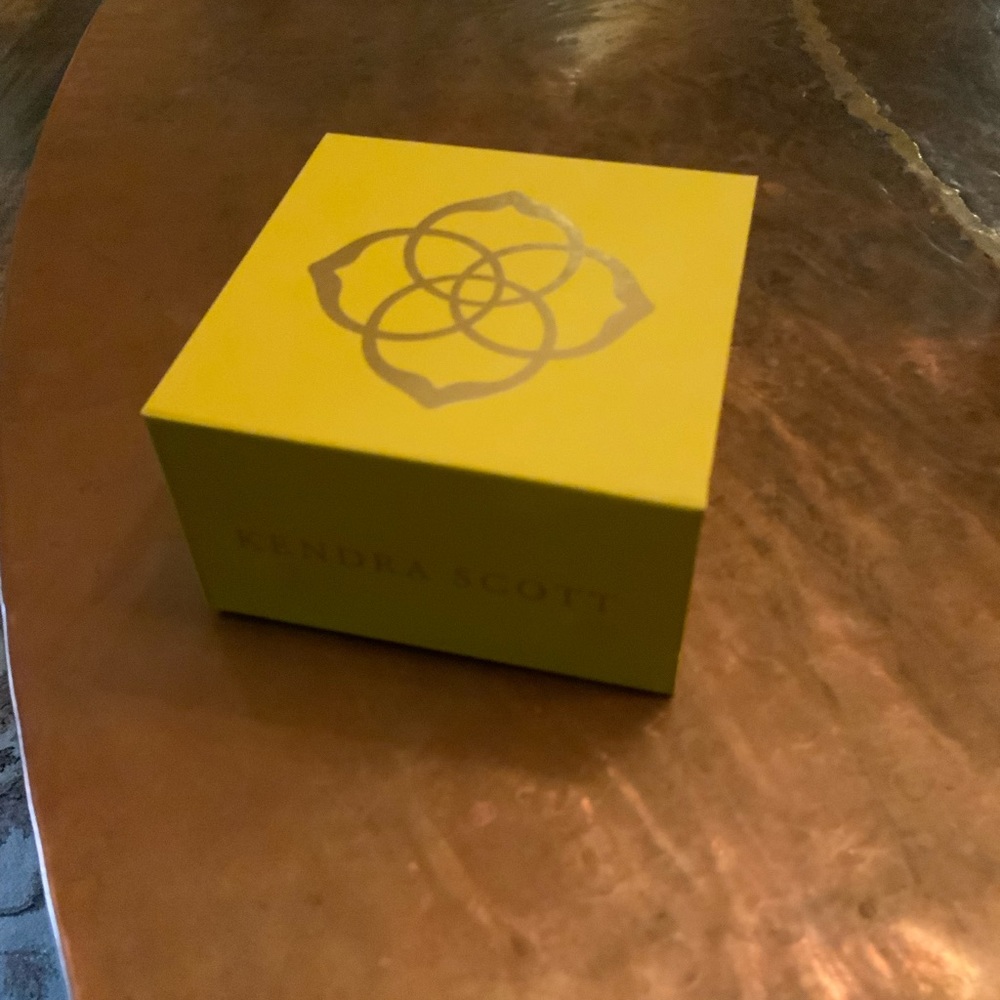 Kendra Scott earrings